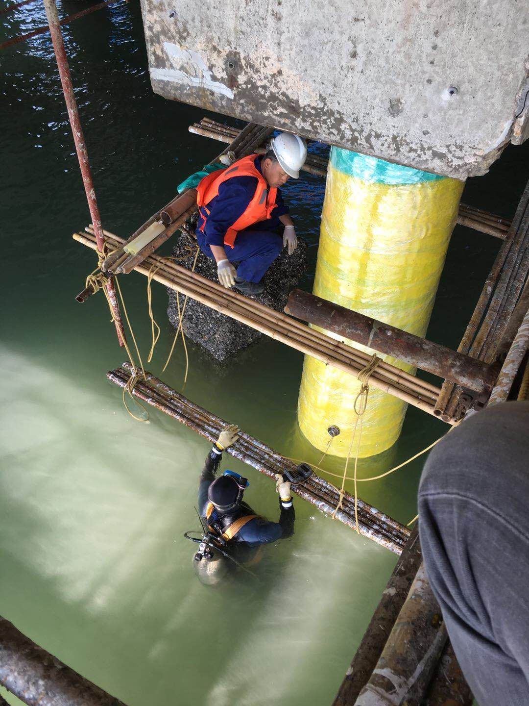 Viscoelastic Anti-Corrosion Coating for Offshore Steel Structure (2) Viscoelastic Anti-Corrosion Coating for Offshore Steel Structure (2)