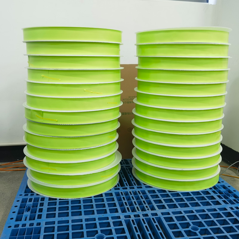 Green PET heat shrink wrap for sodium ion cell packaging