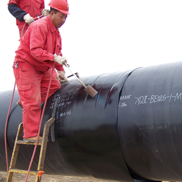 How Are Oil Pipelines Maintained?
